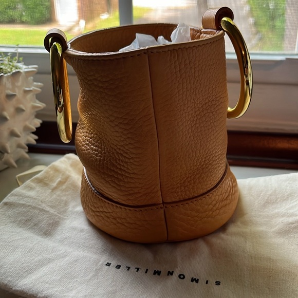 SIMON MILLER - Picture 2 of 8